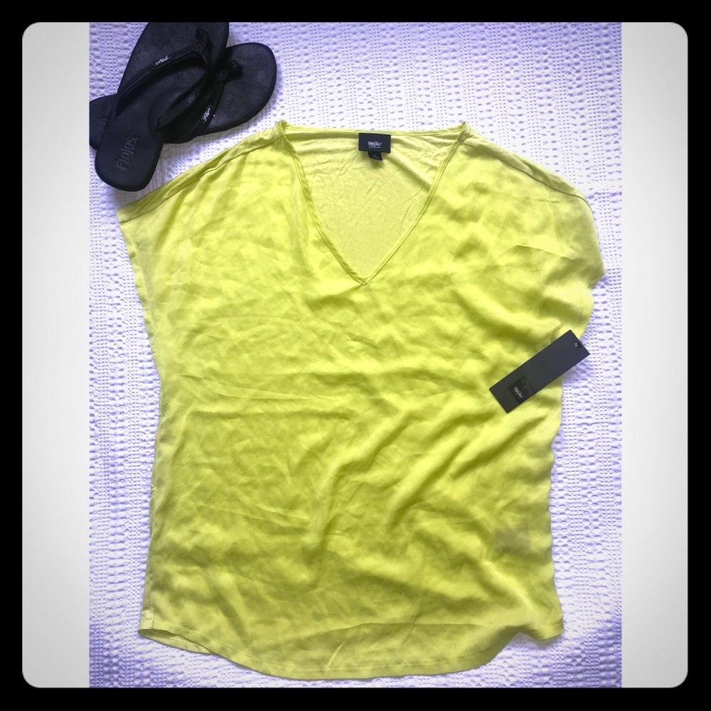 NWT lime green mossimo Top
